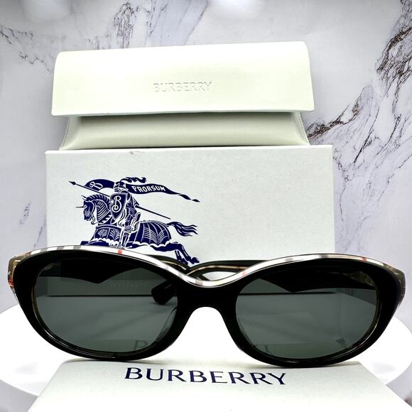 New Burberry Sunglasses Black Vintage Check Oval Gold Logo Womens New BURBERRY - Picture 12 of 16